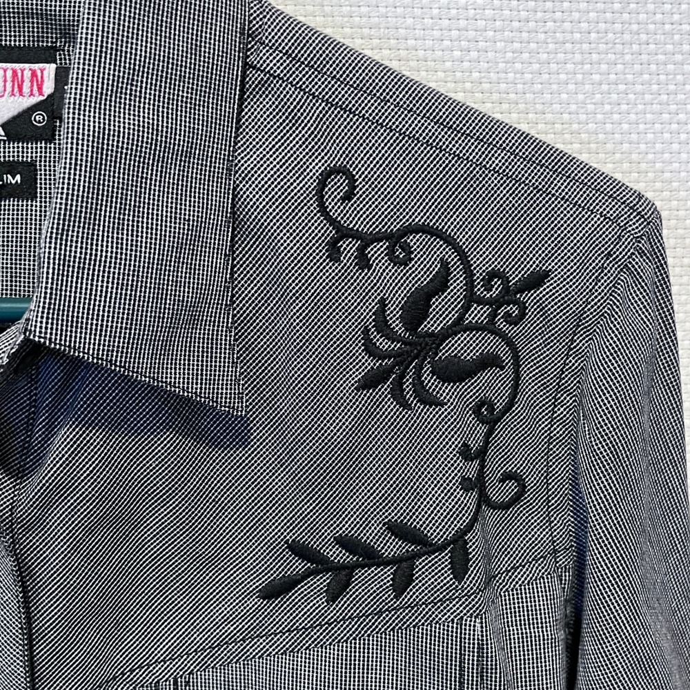 Brooks & Dunn Panhandle Slim Gray Embroidered Western Shirt Womens‎ Medium - Picture 3 of 9